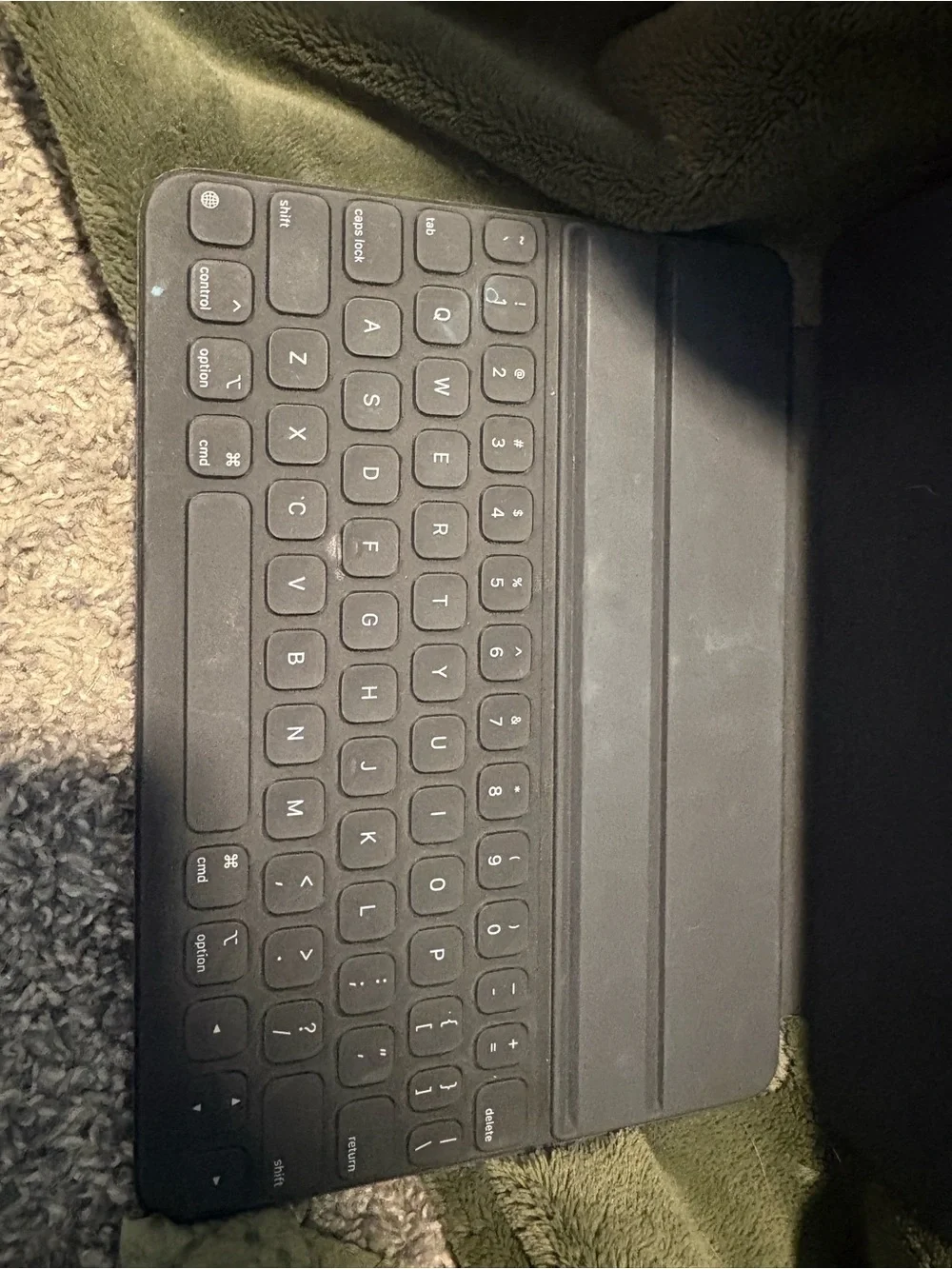 11 inch iPad Pro Keyboard Case with Folio Cover